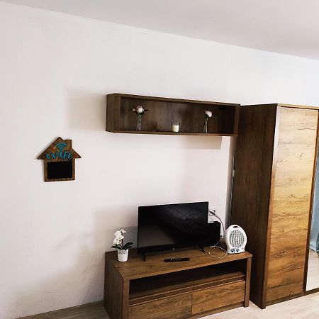 Appartamento White Rose Studio Basement Budapest Esterno foto